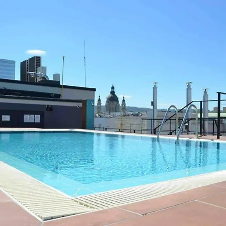 Romantic At Center With Garage And Rooftop Pool Budapest